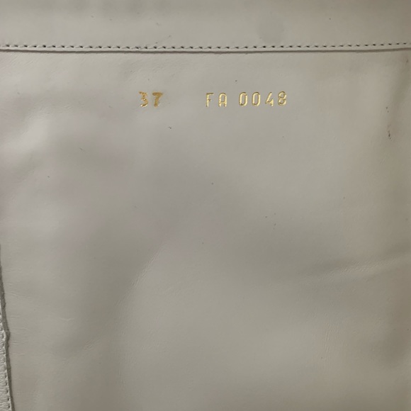 Louis Vuitton Knees Boots. - Picture 13 of 15